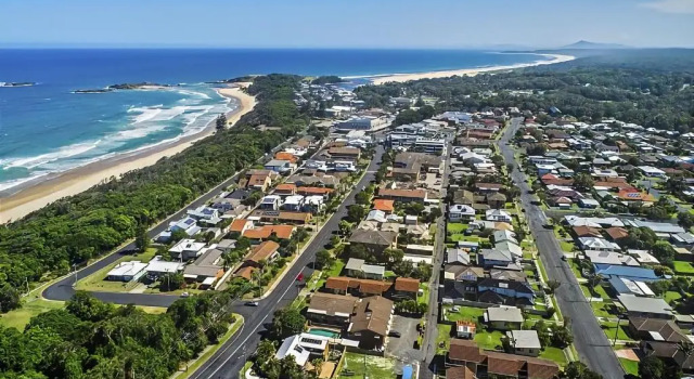 Driftwood Court 1 - Sawtell, NSW