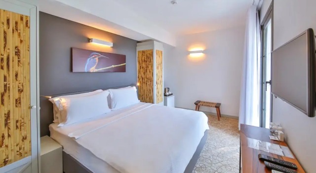 Amare Cesme, Забронировать Отель Отели Чешме 3 звезды, рядом с Порт Чешме, 3*