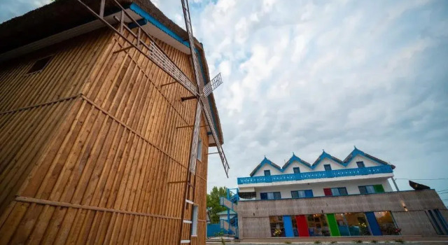 NENA  ART RESORT Dunavatul de Jos, Rezerwuj Ośrodek wypoczynkowy Dunavatu de Jos 