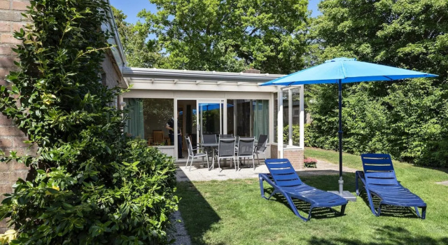 Бунгало Bungalow in North Holland by the Coast