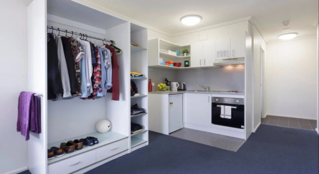 Sydney University Village, Забронировать Отель Кэмпердаун Сидней, рядом с Университет Сиднея