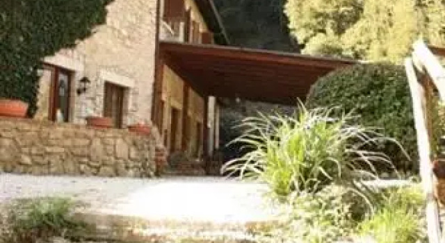 Vecchio Mulino Monterivoso, Varaa Hotelli Ferentillo Umbria