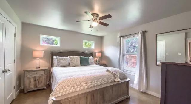 Sattler Haus Rr 464 2 Bedroom Home by RedAwning