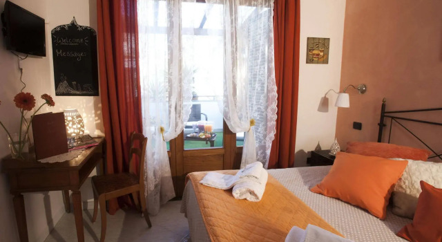 B&B Elena