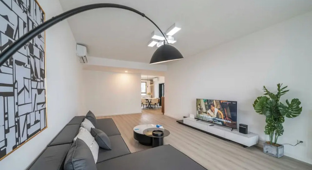 Tyms Spacious 3BR 2BA APT  Laishi Di, Varaa Bed and Breakfast Xuhui 