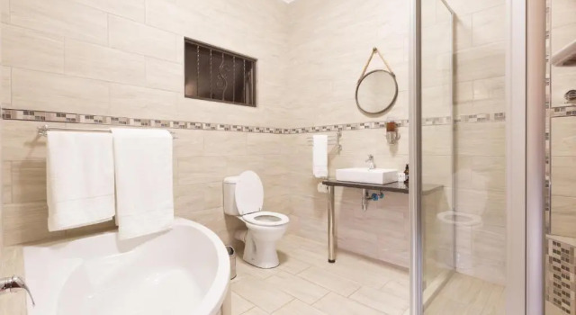 Люкс Three Olives Guesthouse