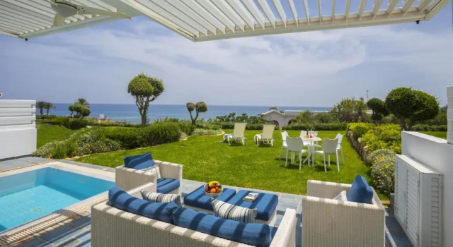 Villa aan het strand Protaras Seafront Villa Sirina Pearl