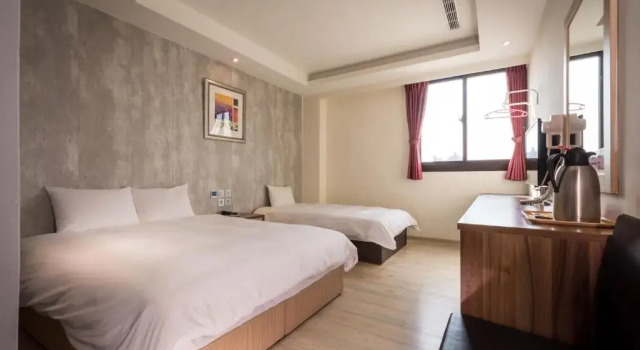 Camera Comfort Yadi Hotel