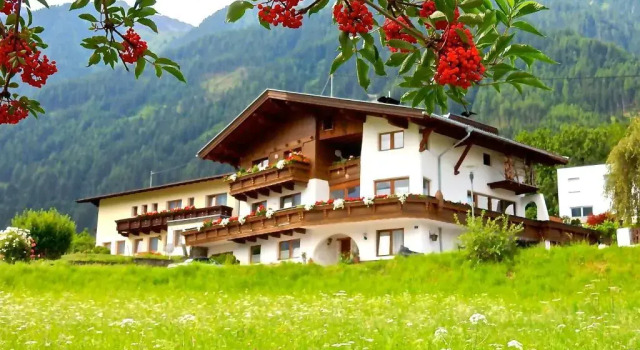 Апартаменты Ferienhaus Alpina Ötztal