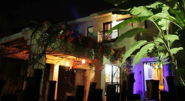 Lantern By Jade, Rezervovat Hotel Hotely v Bangalore s parkováním, Parkování