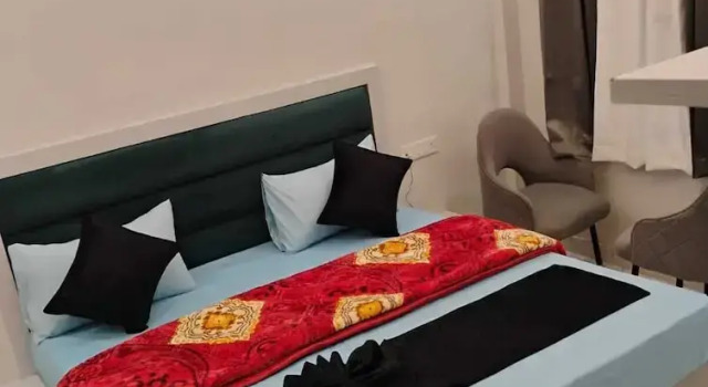 Номер Standard Hotel Aastha Inn