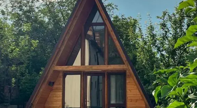 Mtskheta Cabin, Rezerwuj Hotel Hotele i noclegi w Mtskheta, Hotel