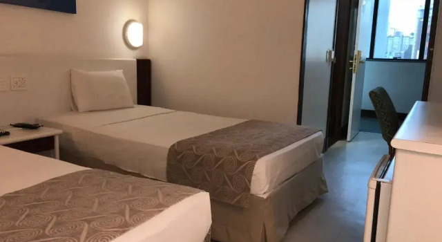 Двухместный номер Standard Boulevard Plaza