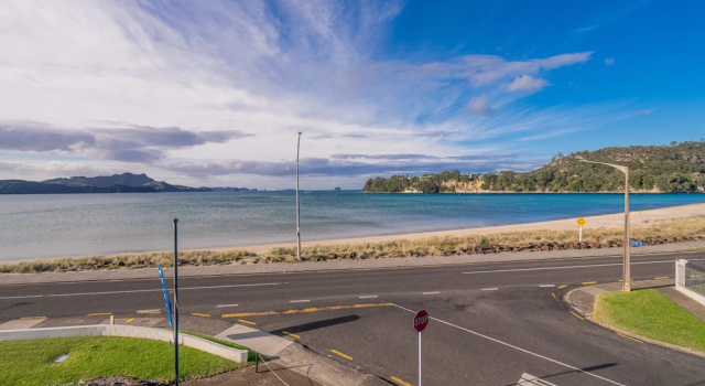 Люкс Пентхаус с 2 комнатами с видом на море Waterfront Apartments Whitianga