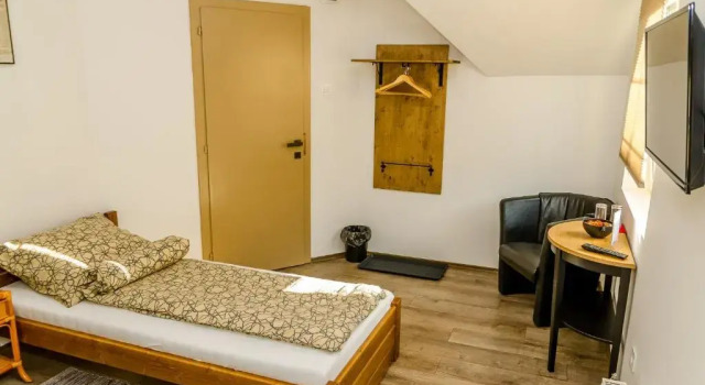 Parkland Inn, Забронировать Отель Эрд Центральная Венгрия