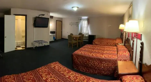 Трёхместный номер Standard Dutch Motel Palmyra