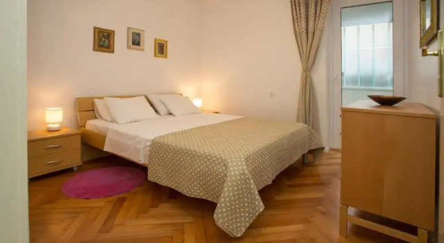 Apartment Sugar Flat, Prenota Appartamento Splitska 