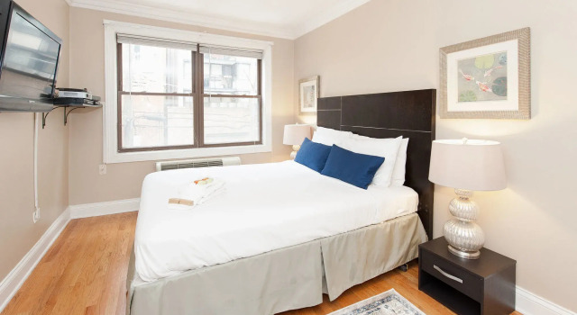 Classic Studio in Gold Coast by Sonder, Забронировать Отель Отели Иллинойс 3 звезды, 3*