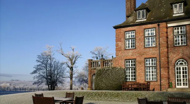 Llansantffraed Court Hotel, Rezerwuj Hotel Gwent Brecon Beacons