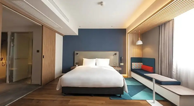 Полулюкс Holiday Inn Express Shanghai Jiading New City by IHG
