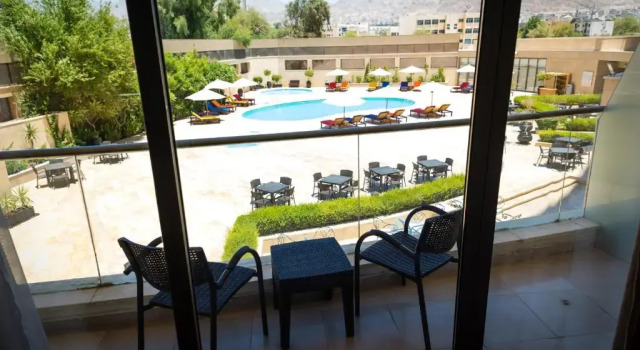 Номер Deluxe с видом на бассейн Oryx Hotel Aqaba