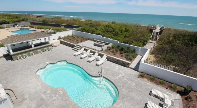 Treasure Island - 6 Br home by RedAwning
