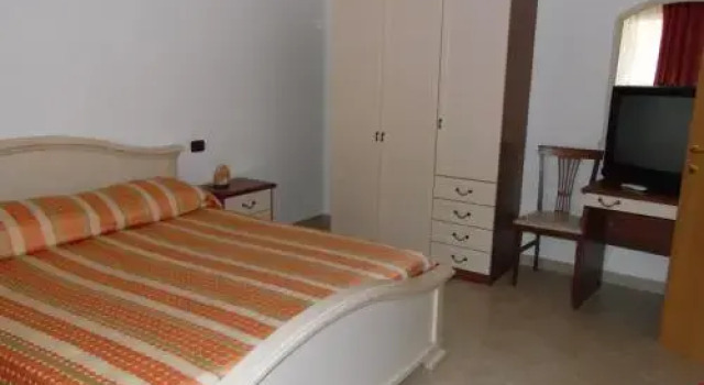 Coste Del Lago, Boek Hotel Limosano Molise