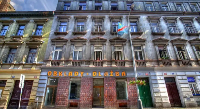 Art Hole Hostel