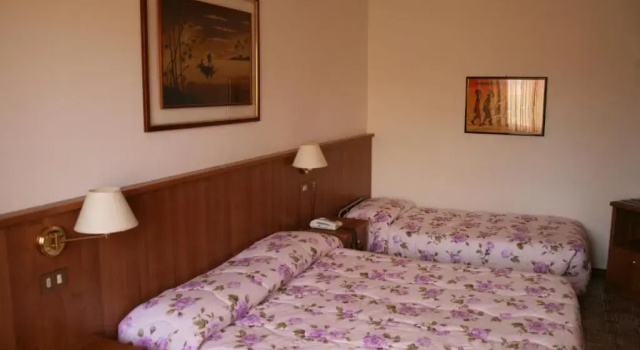Четырёхместный номер Standard Hotel Rosati