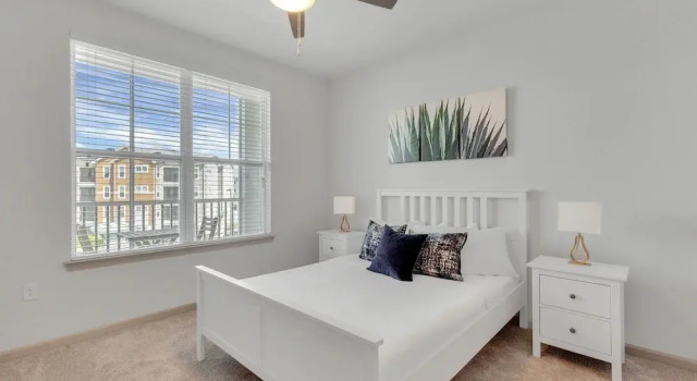 Axis West Apartments, Rezerwuj Apartament Hotele w Kissimmee z parkingiem, Parking