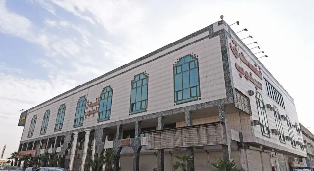 OYO 361 Al Janoub Hotel, Забронировать Отель Аль-Азизия Эр-Рияд