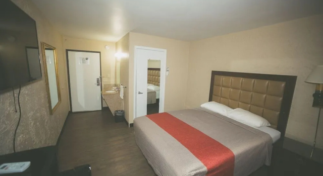 Economy Inn