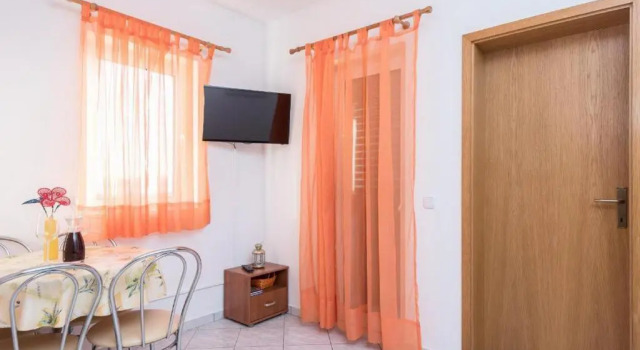 Apartments Maestral, Забронировать Апартаменты/квартира Отели Станковичи с завтраком, Завтраки