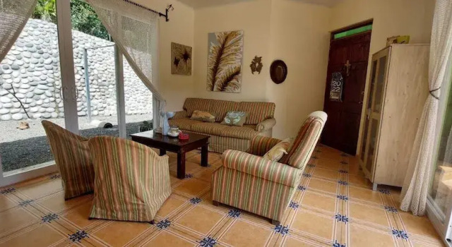 Yethan House, Rezervovat Penzión Levné hotely v Puntarenas