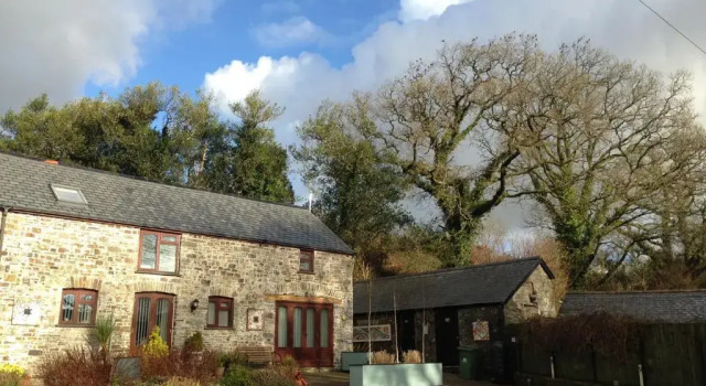 Petrock Holiday Cottages, Book Hotel Holsworthy Devon
