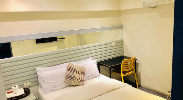 Четырёхместный номер Premium Hometown Hotel - Lacson Bacolod