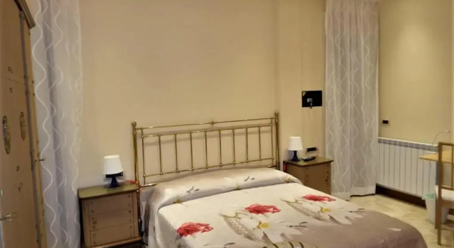 b&b aurora, Забронировать Отель «постель и завтрак» Гравина-ди-Катания Этна, рядом с Centro Commerciale Katane