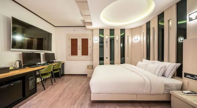 Номер Premium Hotel JW