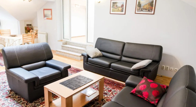 Basco Slavija Square Apartment, Забронировать Апартаменты/квартира Отели Белграда с парковкой, рядом с Храм Святого Саввы, Парковка