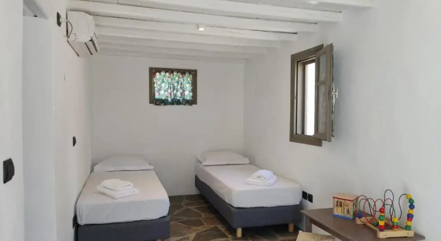 Коттедж Melia Sifnos House