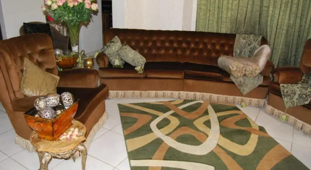 Roniques Guest House, Забронировать Гостевой дом Отели Северо-Западной провинции с завтраком, Завтраки