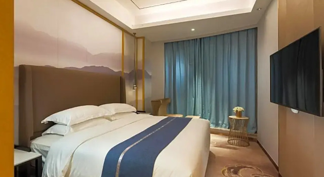 Люкс Ramada by Wyndham Changsha South Bus Station