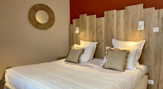 Номер Comfort Hôtel BO & MIA