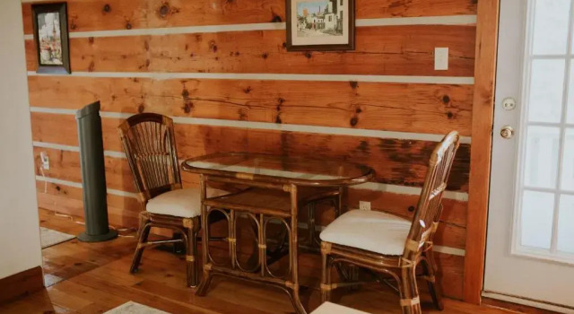 Bye the Bay Bed and Breakfast, Varaa Hotelli  