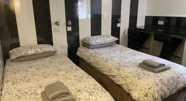 Номер Deluxe OYO The Bentleys Hotel