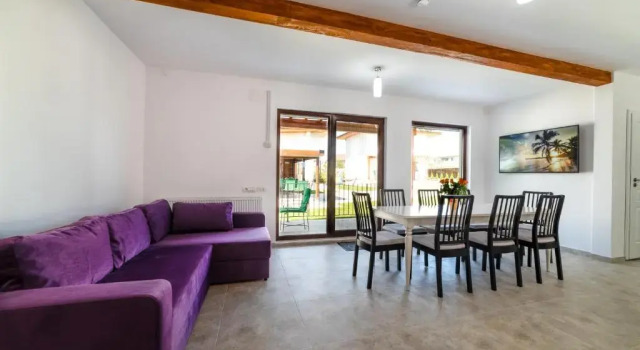 4H Villas