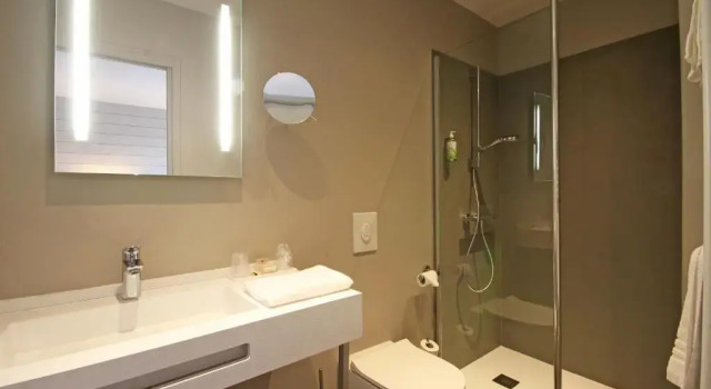 Двухместный номер Standard Logis hôtel Restaurant Le Faisan Dore