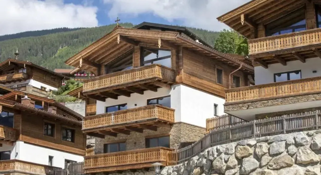 Chalet in Neukirchen Near Ski Lift, Забронировать Шале Нойкирхен-ам-Гросфенедигер 
