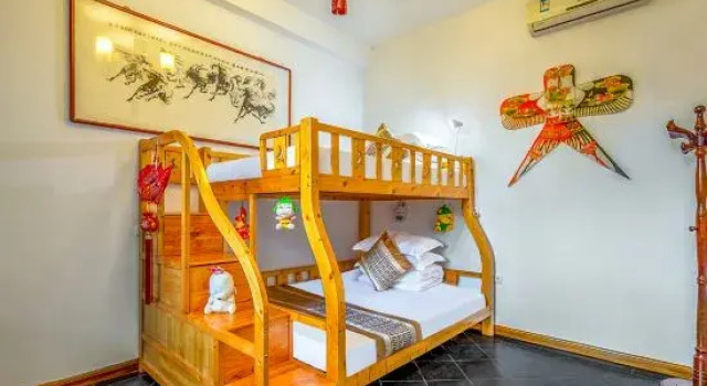 Семейный люкс с видом на сад Pingyao Ji Prefecture Floral habitat courtyard Homestay