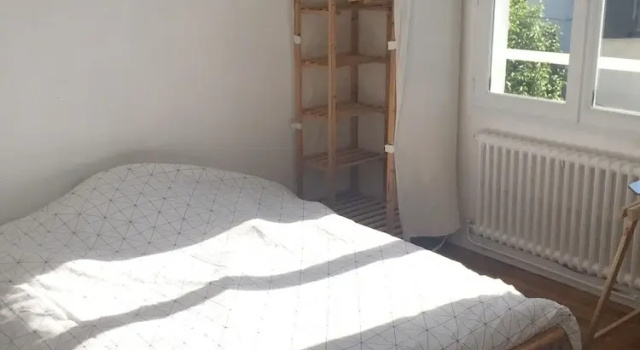 House With 3 Bedrooms in Quimper, With Enclosed Garden and Wifi - 15 km From the Beach, Забронировать Отель Отели Finistère с парковкой, Парковка
